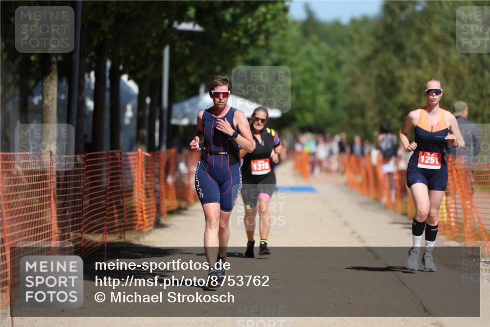 07.09.2025 - 19. Norderstedt Triathlon Michael Strokosch http://msf.ph/oto/8753762 07.09.2025 12:47:57 Laufen 210, 216, 1251, 1315 meine-sportfotos.de