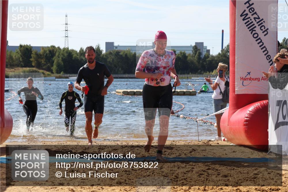 07.09.2025 - 19. Norderstedt Triathlon Luisa Fischer http://msf.ph/oto/8753822 07.09.2025 11:41:41 Schwimmen 245, 302, 792, 1249, 1386 meine-sportfotos.de