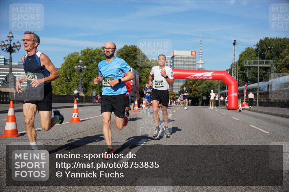 07.09.2025 - BARMER Alsterlauf Yannick Fuchs http://msf.ph/oto/8753835 07.09.2025 09:37:07 Laufen 5034, 359, 4472 meine-sportfotos.de