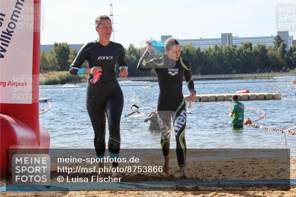 07.09.2025 - 19. Norderstedt Triathlon Luisa Fischer http://msf.ph/oto/8753866 07.09.2025 11:41:45 Schwimmen 245, 302, 792, 1249, 1386 meine-sportfotos.de