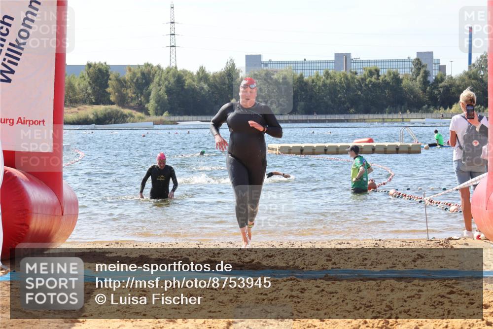 07.09.2025 - 19. Norderstedt Triathlon Luisa Fischer http://msf.ph/oto/8753945 07.09.2025 11:41:53 Schwimmen 245, 792, 1367, 1386 meine-sportfotos.de