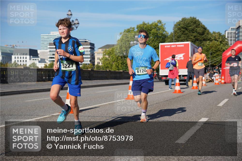 07.09.2025 - BARMER Alsterlauf Yannick Fuchs http://msf.ph/oto/8753978 07.09.2025 09:37:10 Laufen 5227, 6120, 2785 meine-sportfotos.de