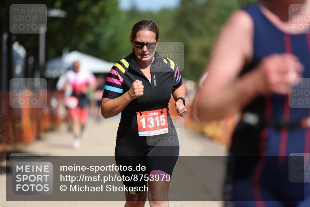 07.09.2025 - 19. Norderstedt Triathlon Michael Strokosch http://msf.ph/oto/8753979 07.09.2025 12:48:04 Laufen 216, 1251, 1315, 1322 meine-sportfotos.de