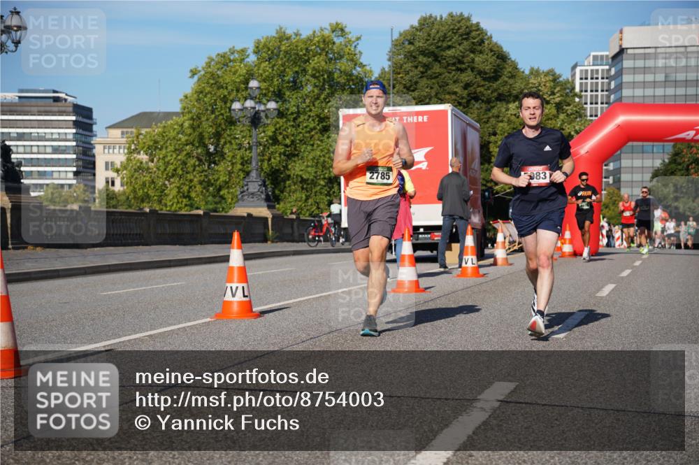07.09.2025 - BARMER Alsterlauf Yannick Fuchs http://msf.ph/oto/8754003 07.09.2025 09:37:12 Laufen 2785, 983 meine-sportfotos.de
