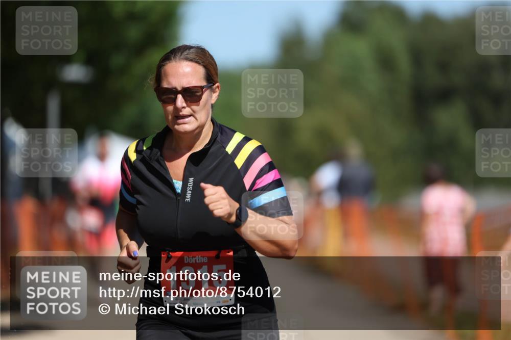 07.09.2025 - 19. Norderstedt Triathlon Michael Strokosch http://msf.ph/oto/8754012 07.09.2025 12:48:05 Laufen 216, 1251, 1315, 1322 meine-sportfotos.de