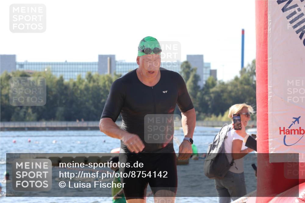 07.09.2025 - 19. Norderstedt Triathlon Luisa Fischer http://msf.ph/oto/8754142 07.09.2025 11:42:13 Schwimmen 730, 835, 1359 meine-sportfotos.de