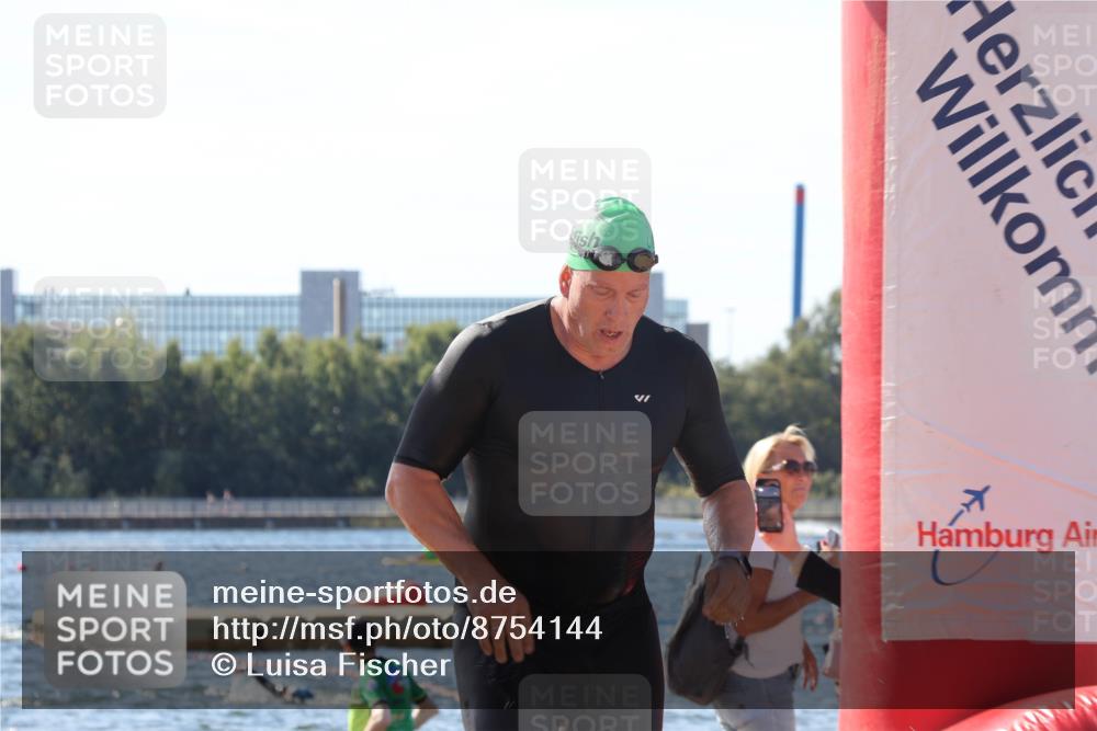 07.09.2025 - 19. Norderstedt Triathlon Luisa Fischer http://msf.ph/oto/8754144 07.09.2025 11:42:13 Schwimmen 730, 835, 1359 meine-sportfotos.de