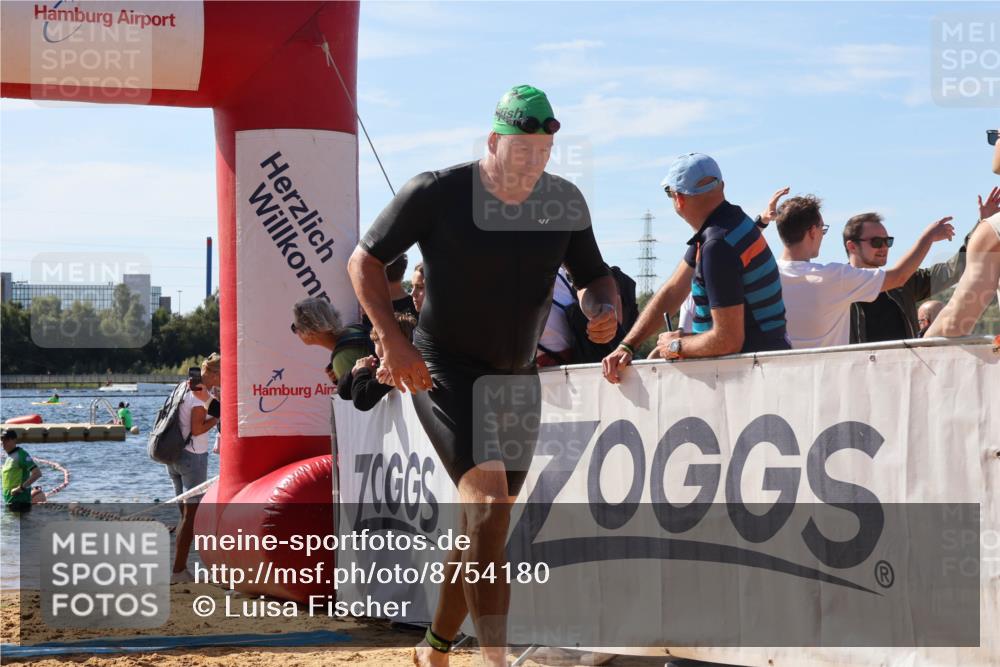 07.09.2025 - 19. Norderstedt Triathlon Luisa Fischer http://msf.ph/oto/8754180 07.09.2025 11:42:15 Schwimmen 730, 835, 838, 1359 meine-sportfotos.de