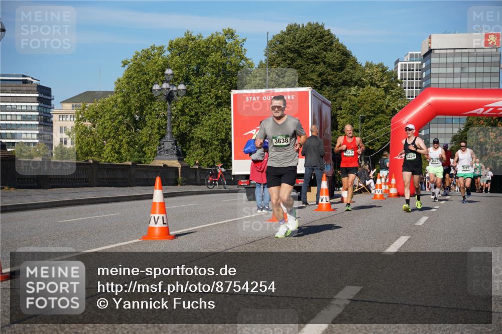 07.09.2025 - BARMER Alsterlauf Yannick Fuchs http://msf.ph/oto/8754254 07.09.2025 09:37:19 Laufen 3638, 5913, 3230, 2212 meine-sportfotos.de