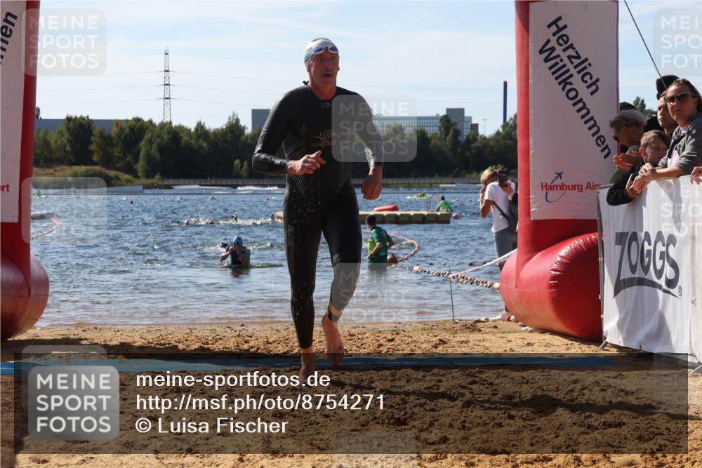07.09.2025 - 19. Norderstedt Triathlon Luisa Fischer http://msf.ph/oto/8754271 07.09.2025 11:42:20 Schwimmen 835, 838, 1359 meine-sportfotos.de
