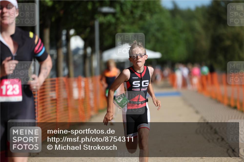 07.09.2025 - 19. Norderstedt Triathlon Michael Strokosch http://msf.ph/oto/8754311 07.09.2025 10:59:21 Laufen 64, 73, 83, 132, 1123 meine-sportfotos.de