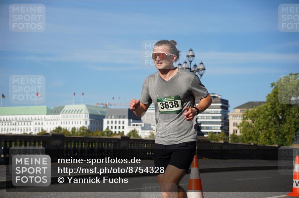 07.09.2025 - BARMER Alsterlauf Yannick Fuchs http://msf.ph/oto/8754328 07.09.2025 09:37:21 Laufen 36, 3638 meine-sportfotos.de