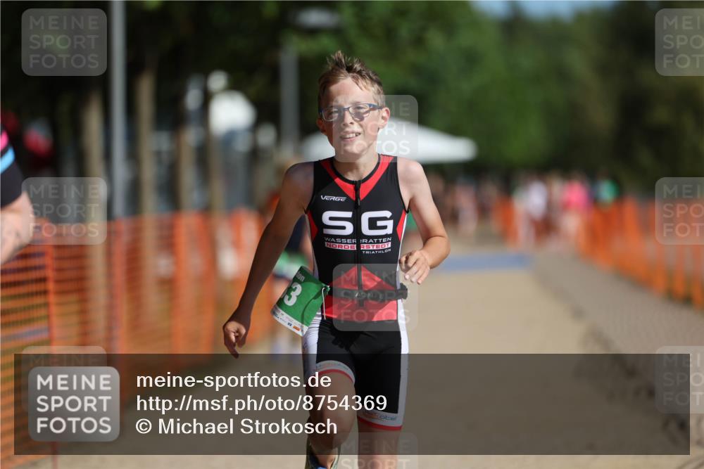 07.09.2025 - 19. Norderstedt Triathlon Michael Strokosch http://msf.ph/oto/8754369 07.09.2025 10:59:22 Laufen 64, 73, 83, 132, 1123 meine-sportfotos.de