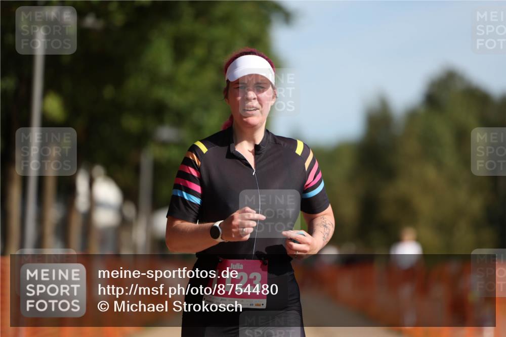 07.09.2025 - 19. Norderstedt Triathlon Michael Strokosch http://msf.ph/oto/8754480 07.09.2025 10:40:26 Laufen 645, 1123 meine-sportfotos.de