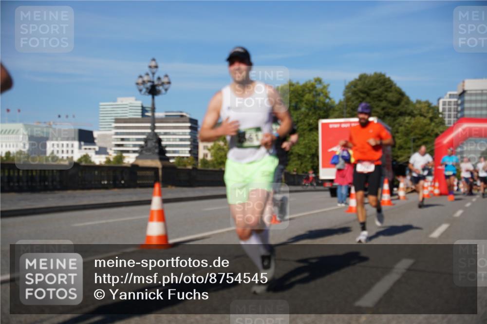 07.09.2025 - BARMER Alsterlauf Yannick Fuchs http://msf.ph/oto/8754545 07.09.2025 09:37:26 Laufen  meine-sportfotos.de
