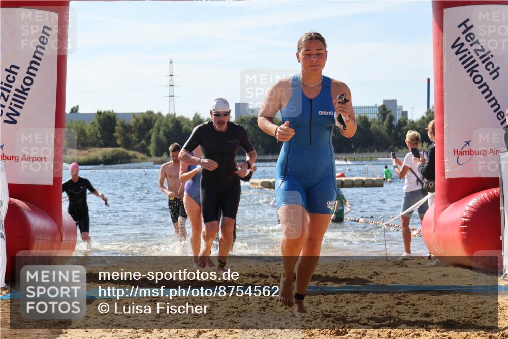 07.09.2025 - 19. Norderstedt Triathlon Luisa Fischer http://msf.ph/oto/8754562 07.09.2025 11:43:15 Schwimmen 164, 165, 202, 818, 1220, 1252, 1350, 1351 meine-sportfotos.de