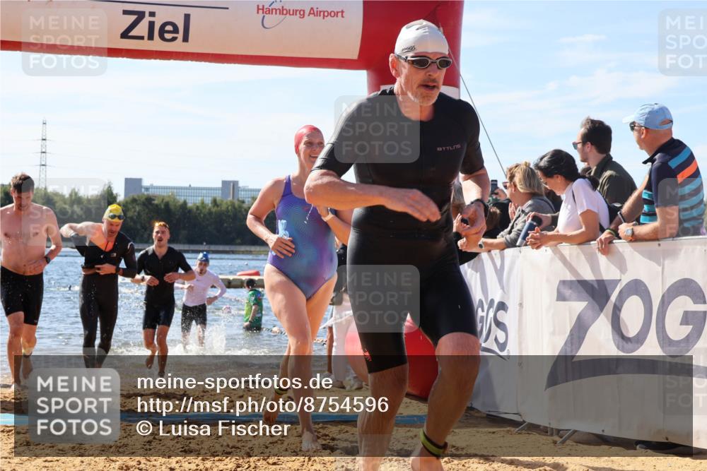 07.09.2025 - 19. Norderstedt Triathlon Luisa Fischer http://msf.ph/oto/8754596 07.09.2025 11:43:17 Schwimmen 164, 165, 202, 818, 1220, 1252, 1350, 1351 meine-sportfotos.de