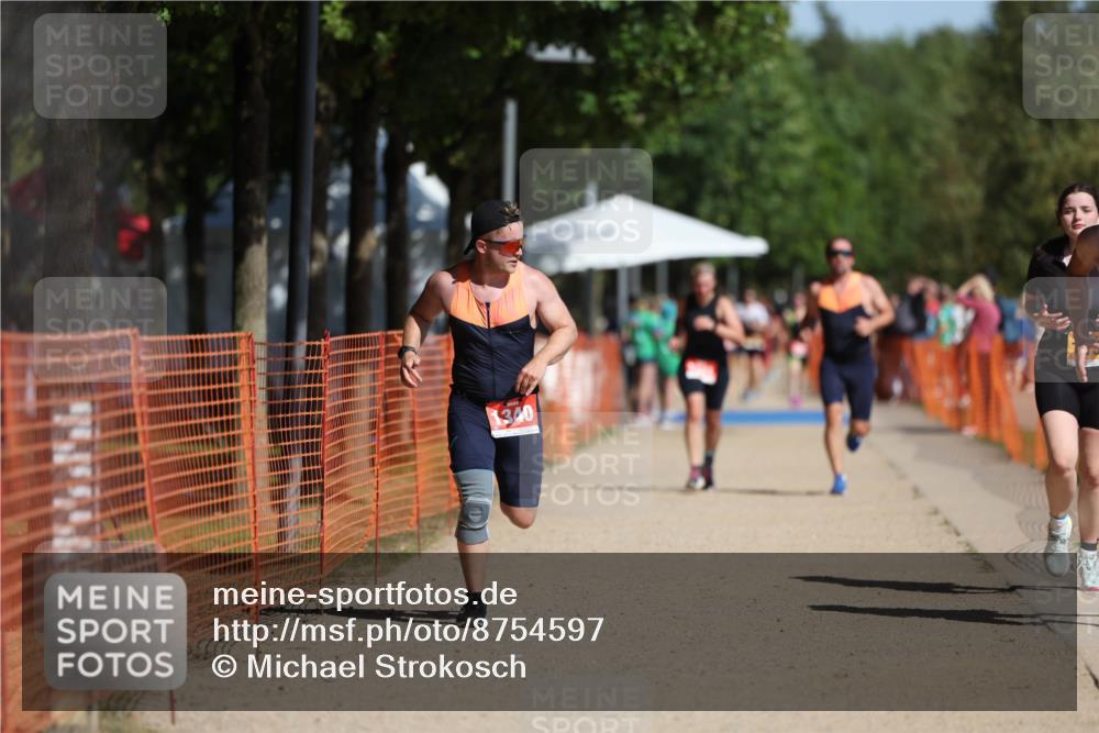 07.09.2025 - 19. Norderstedt Triathlon Michael Strokosch http://msf.ph/oto/8754597 07.09.2025 12:02:29 Laufen 203, 1159, 1340, 1365 meine-sportfotos.de