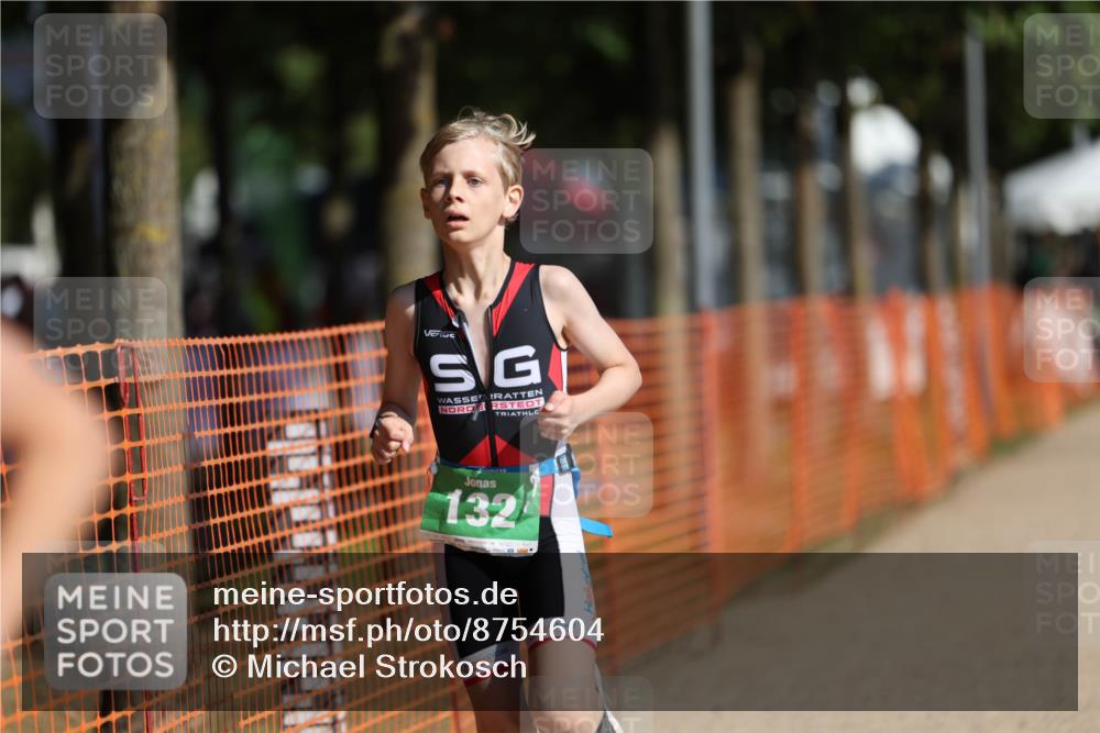 07.09.2025 - 19. Norderstedt Triathlon Michael Strokosch http://msf.ph/oto/8754604 07.09.2025 10:59:28 Laufen 73, 132 meine-sportfotos.de