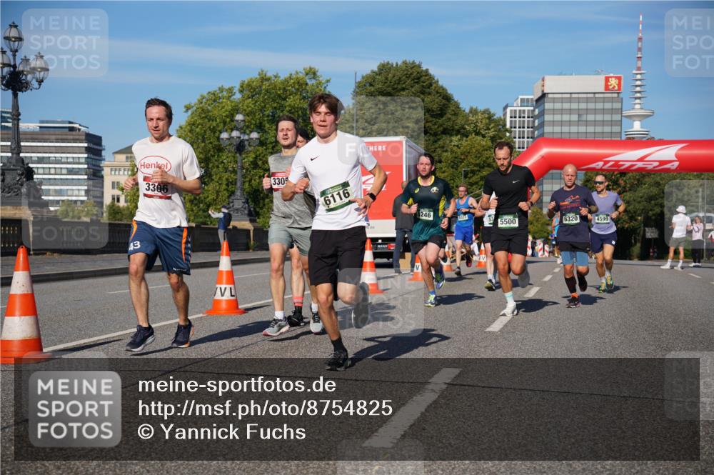 07.09.2025 - BARMER Alsterlauf Yannick Fuchs http://msf.ph/oto/8754825 07.09.2025 09:37:33 Laufen 43, 3306, 3305, 6116, 246, 5323, 53, 5500, 6320, 4599 meine-sportfotos.de