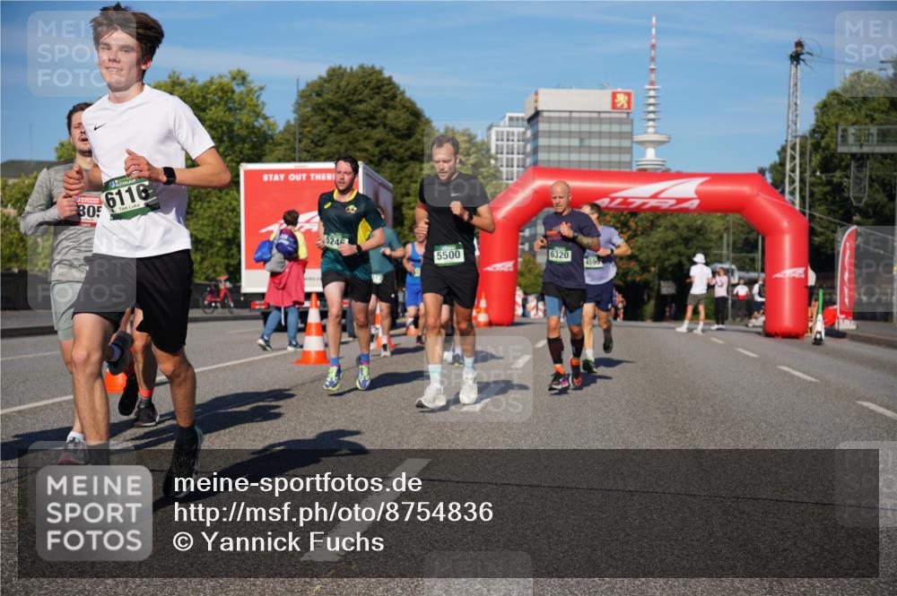 07.09.2025 - BARMER Alsterlauf Yannick Fuchs http://msf.ph/oto/8754836 07.09.2025 09:37:33 Laufen 06116, 5246, 5500, 6320, 4599 meine-sportfotos.de