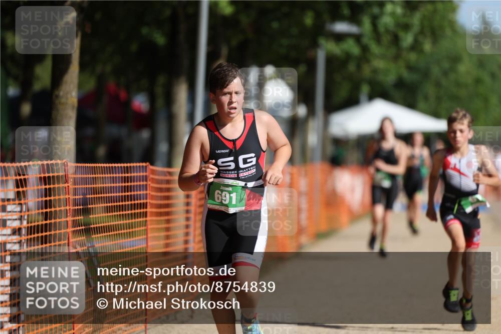 07.09.2025 - 19. Norderstedt Triathlon Michael Strokosch http://msf.ph/oto/8754839 07.09.2025 10:59:48 Laufen 61, 681, 691 meine-sportfotos.de