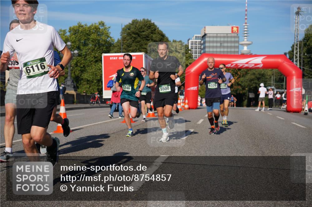 07.09.2025 - BARMER Alsterlauf Yannick Fuchs http://msf.ph/oto/8754857 07.09.2025 09:37:34 Laufen 305, 36, 6116, 5246, 5500, 5312, 6320, 4599 meine-sportfotos.de