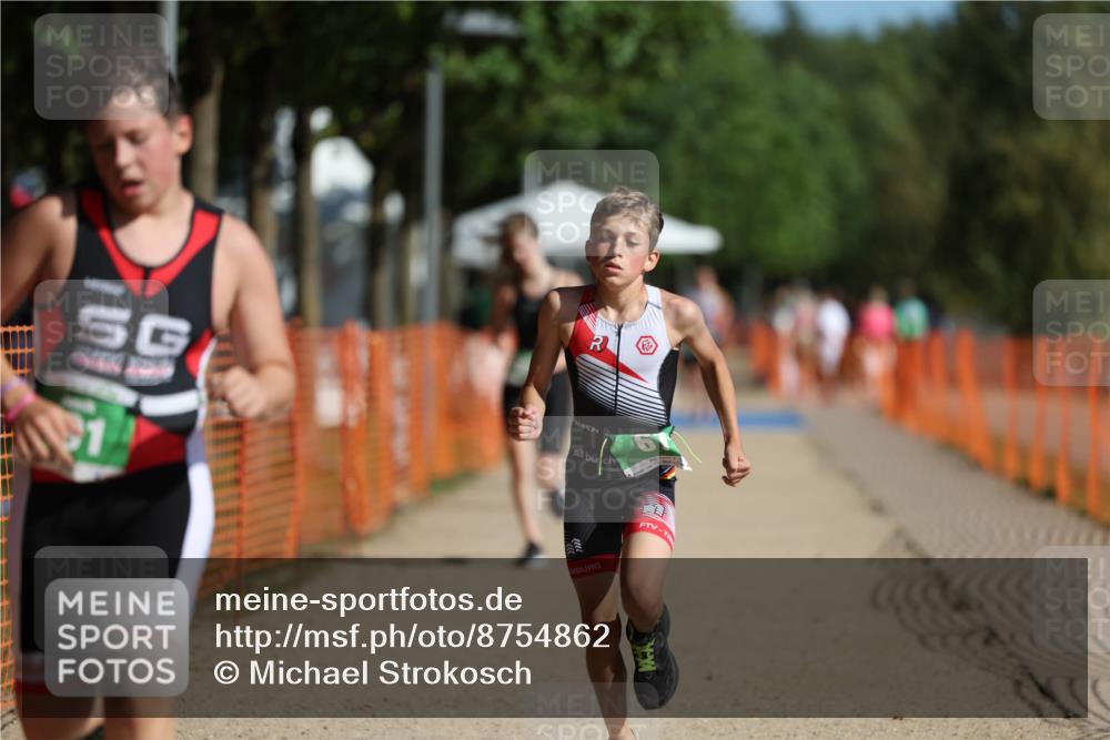 07.09.2025 - 19. Norderstedt Triathlon Michael Strokosch http://msf.ph/oto/8754862 07.09.2025 10:59:49 Laufen 61, 681, 691 meine-sportfotos.de
