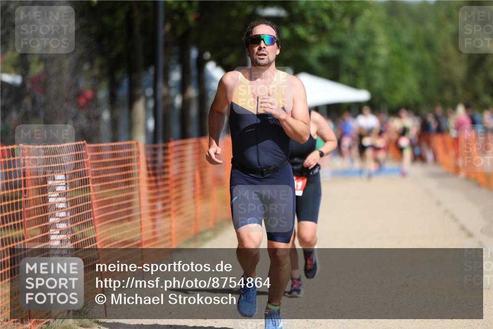 07.09.2025 - 19. Norderstedt Triathlon Michael Strokosch http://msf.ph/oto/8754864 07.09.2025 12:02:36 Laufen 203, 1159, 1340, 1341, 1365 meine-sportfotos.de