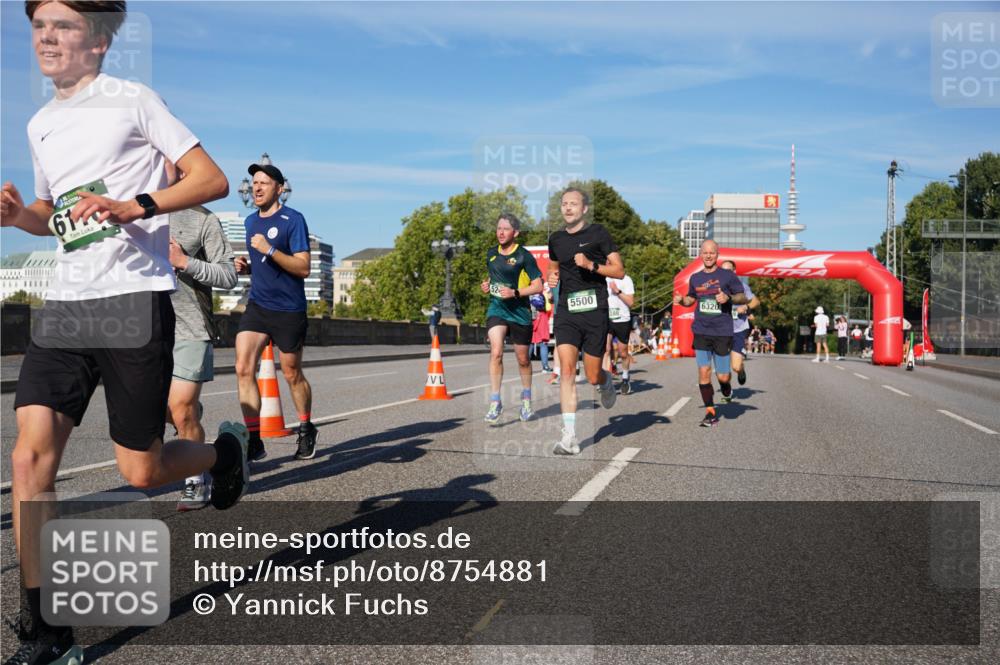 07.09.2025 - BARMER Alsterlauf Yannick Fuchs http://msf.ph/oto/8754881 07.09.2025 09:37:34 Laufen 61, 5500, 6320 meine-sportfotos.de
