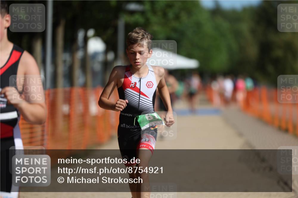 07.09.2025 - 19. Norderstedt Triathlon Michael Strokosch http://msf.ph/oto/8754921 07.09.2025 10:59:50 Laufen 61, 681, 683, 691 meine-sportfotos.de