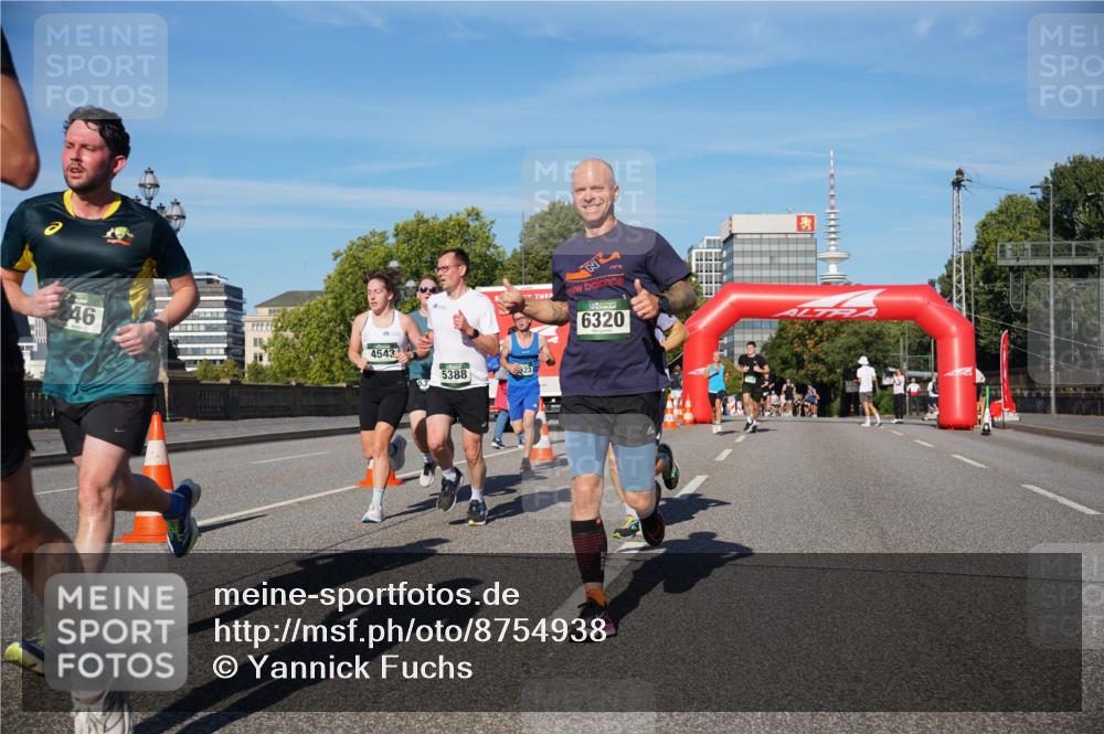 07.09.2025 - BARMER Alsterlauf Yannick Fuchs http://msf.ph/oto/8754938 07.09.2025 09:37:36 Laufen 246, 4543, 5388, 23, 6320 meine-sportfotos.de