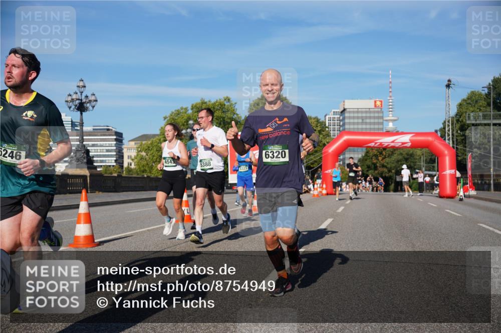 07.09.2025 - BARMER Alsterlauf Yannick Fuchs http://msf.ph/oto/8754949 07.09.2025 09:37:36 Laufen 6246, 4543, 5388, 323, 6320 meine-sportfotos.de