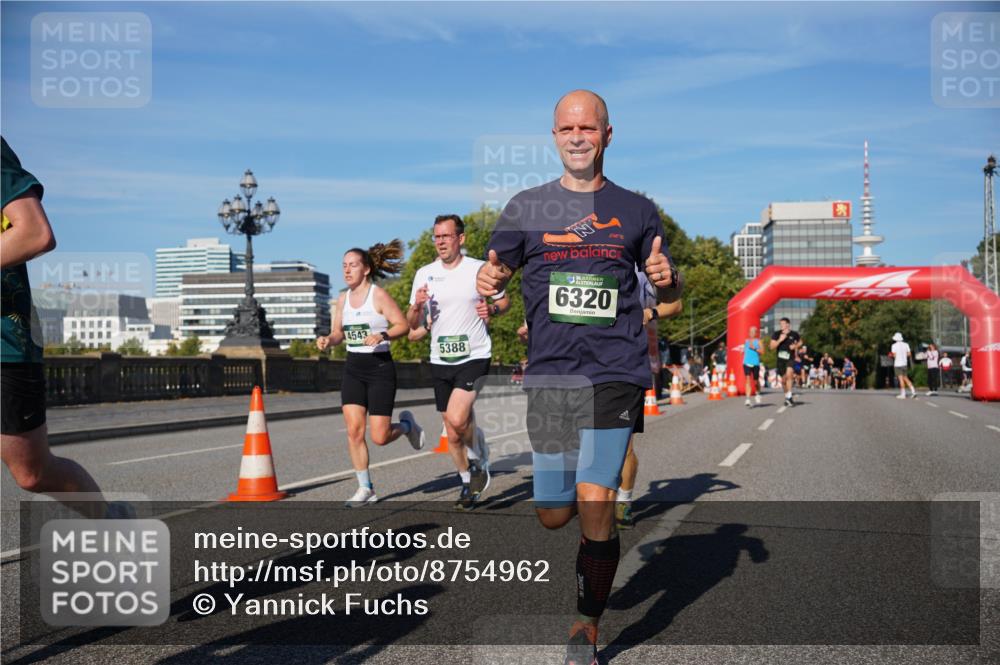 07.09.2025 - BARMER Alsterlauf Yannick Fuchs http://msf.ph/oto/8754962 07.09.2025 09:37:36 Laufen 4543, 5388, 36, 6320 meine-sportfotos.de