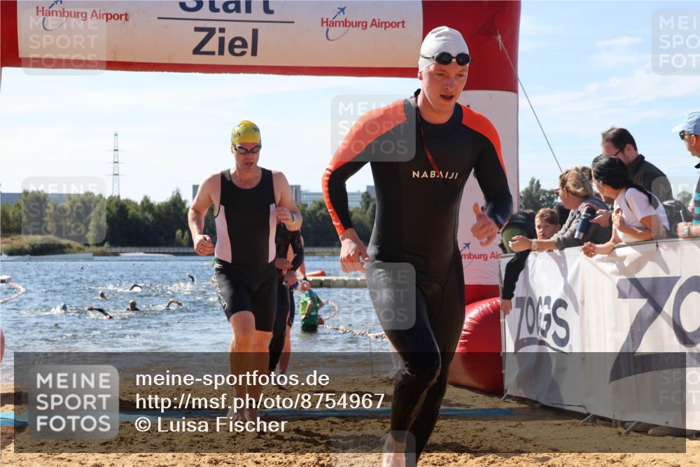 07.09.2025 - 19. Norderstedt Triathlon Luisa Fischer http://msf.ph/oto/8754967 07.09.2025 11:44:01 Schwimmen 1213, 1231, 1241, 1300, 1370 meine-sportfotos.de