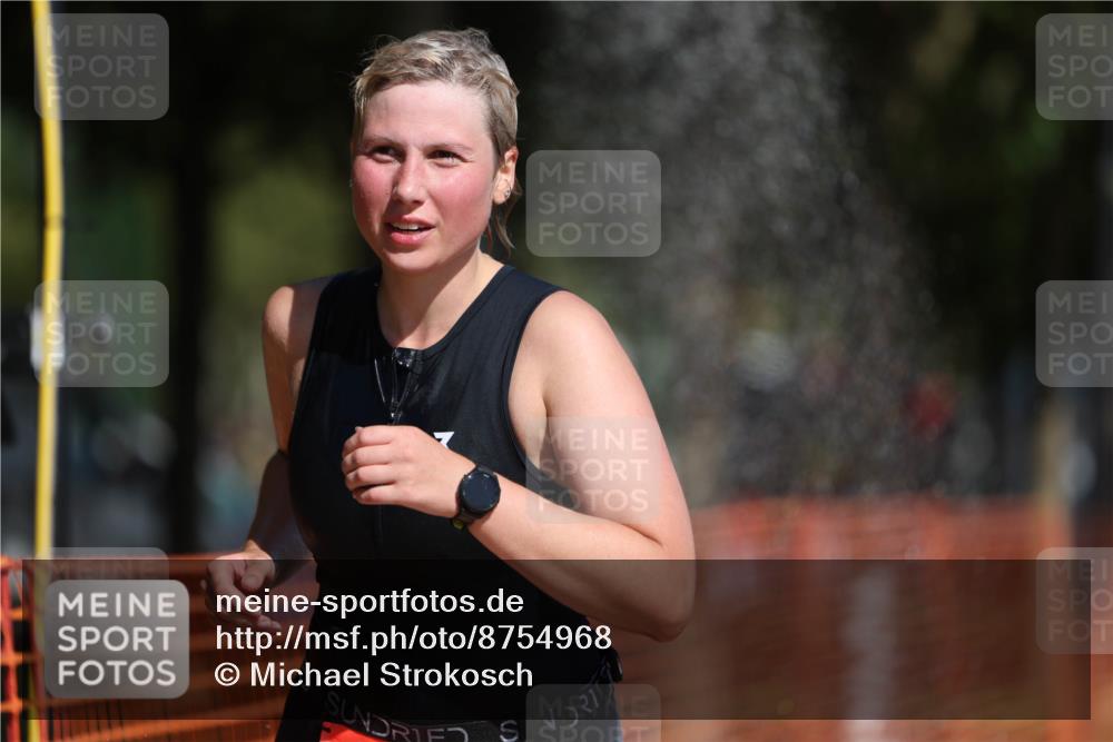 07.09.2025 - 19. Norderstedt Triathlon Michael Strokosch http://msf.ph/oto/8754968 07.09.2025 12:02:41 Laufen 1341, 1365 meine-sportfotos.de