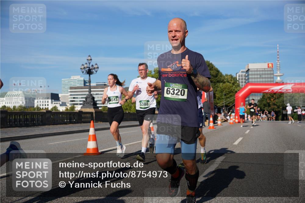 07.09.2025 - BARMER Alsterlauf Yannick Fuchs http://msf.ph/oto/8754973 07.09.2025 09:37:36 Laufen 4543, 5388, 136, 6320 meine-sportfotos.de