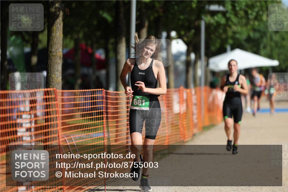 07.09.2025 - 19. Norderstedt Triathlon Michael Strokosch http://msf.ph/oto/8755003 07.09.2025 10:59:52 Laufen 61, 681, 683, 691 meine-sportfotos.de
