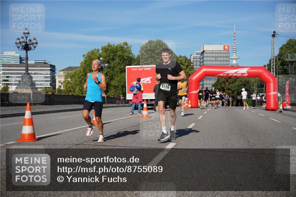 07.09.2025 - BARMER Alsterlauf Yannick Fuchs http://msf.ph/oto/8755089 07.09.2025 09:37:40 Laufen 5126 meine-sportfotos.de