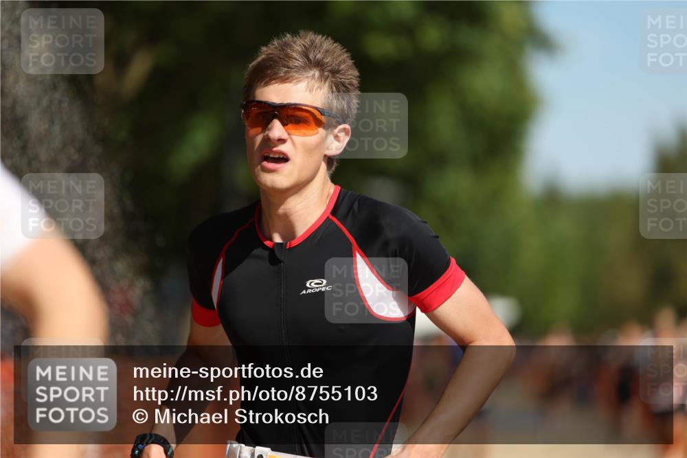 07.09.2025 - 19. Norderstedt Triathlon Michael Strokosch http://msf.ph/oto/8755103 07.09.2025 12:02:51 Laufen 775, 784, 1194, 1207 meine-sportfotos.de