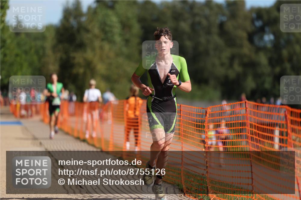 07.09.2025 - 19. Norderstedt Triathlon Michael Strokosch http://msf.ph/oto/8755126 07.09.2025 10:41:28 Laufen 655, 663 meine-sportfotos.de
