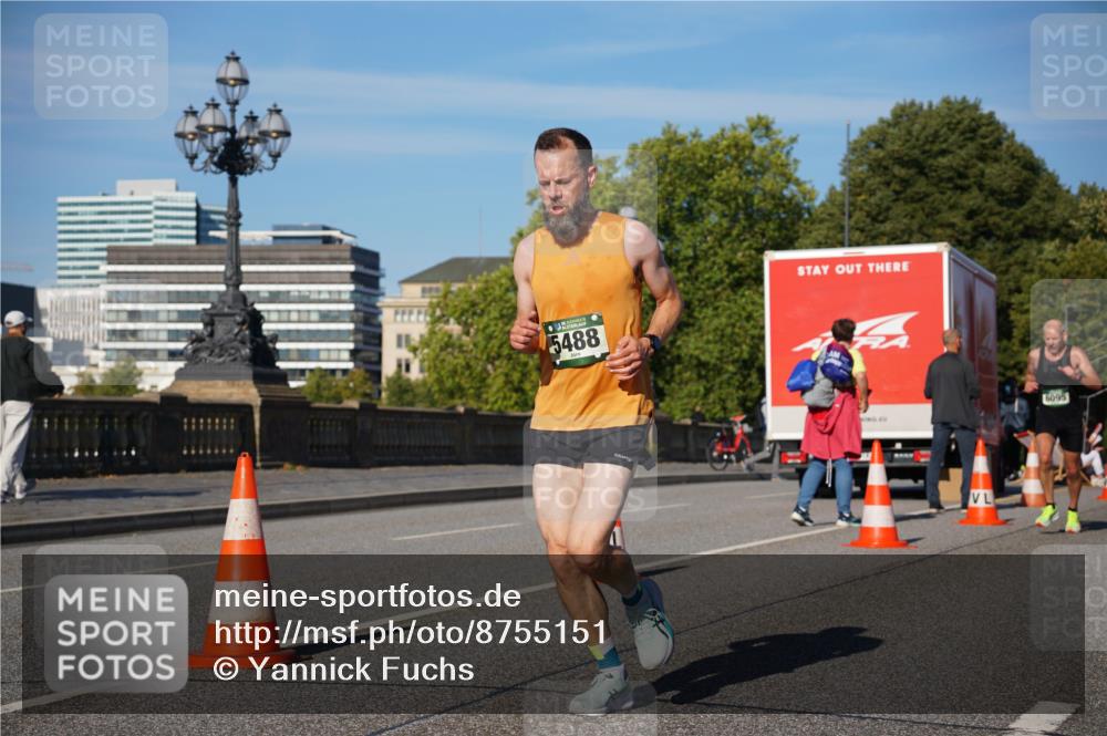 07.09.2025 - BARMER Alsterlauf Yannick Fuchs http://msf.ph/oto/8755151 07.09.2025 09:37:44 Laufen 5488, 6095 meine-sportfotos.de