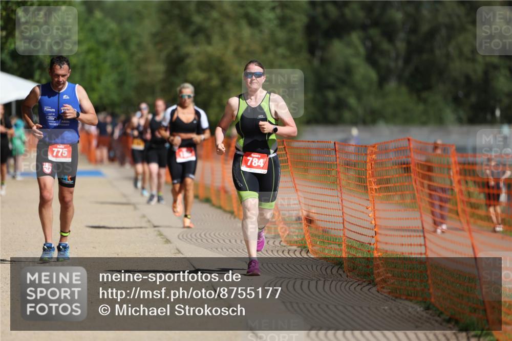 07.09.2025 - 19. Norderstedt Triathlon Michael Strokosch http://msf.ph/oto/8755177 07.09.2025 12:02:54 Laufen 186, 199, 775, 784, 1194, 1207 meine-sportfotos.de
