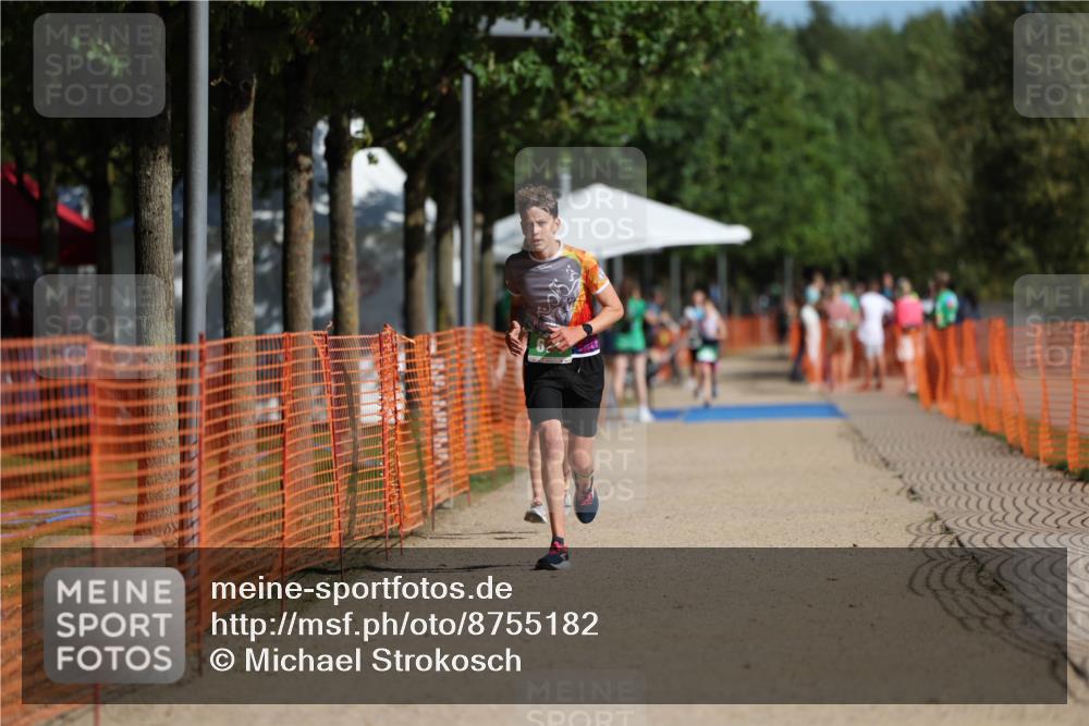 07.09.2025 - 19. Norderstedt Triathlon Michael Strokosch http://msf.ph/oto/8755182 07.09.2025 11:00:01 Laufen 91, 674, 683 meine-sportfotos.de