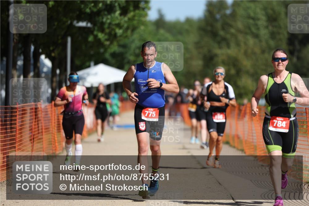 07.09.2025 - 19. Norderstedt Triathlon Michael Strokosch http://msf.ph/oto/8755231 07.09.2025 12:02:55 Laufen 186, 199, 775, 784, 1207 meine-sportfotos.de