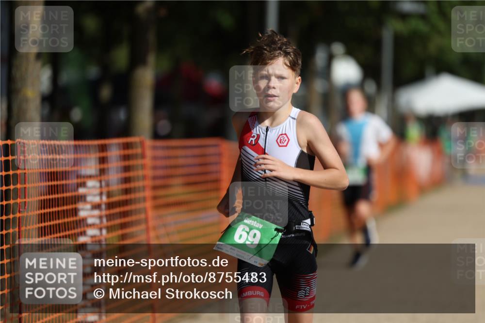 07.09.2025 - 19. Norderstedt Triathlon Michael Strokosch http://msf.ph/oto/8755483 07.09.2025 11:00:18 Laufen 69, 689 meine-sportfotos.de