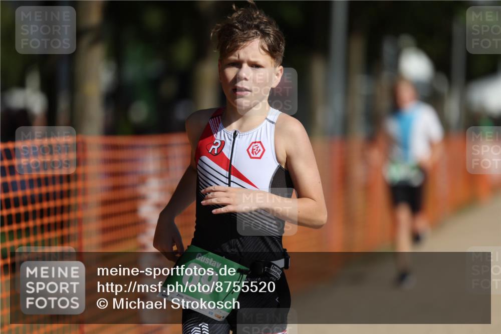 07.09.2025 - 19. Norderstedt Triathlon Michael Strokosch http://msf.ph/oto/8755520 07.09.2025 11:00:19 Laufen 69, 689 meine-sportfotos.de