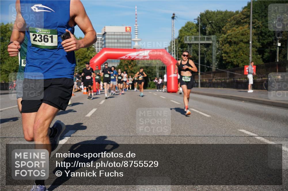07.09.2025 - BARMER Alsterlauf Yannick Fuchs http://msf.ph/oto/8755529 07.09.2025 09:37:56 Laufen 8, 36, 2361, 4482 meine-sportfotos.de