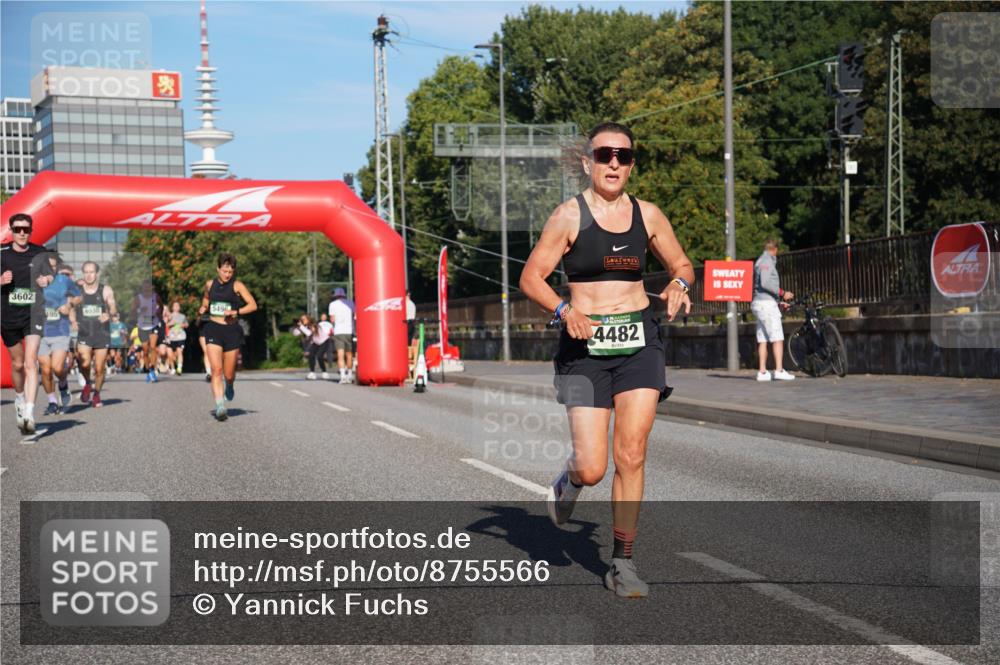 07.09.2025 - BARMER Alsterlauf Yannick Fuchs http://msf.ph/oto/8755566 07.09.2025 09:37:57 Laufen 3602, 4030, 4482 meine-sportfotos.de