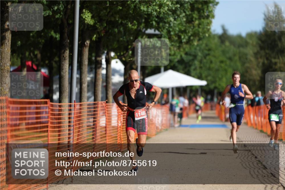 07.09.2025 - 19. Norderstedt Triathlon Michael Strokosch http://msf.ph/oto/8755619 07.09.2025 10:41:43 Laufen 657, 673, 1132, 1148 meine-sportfotos.de